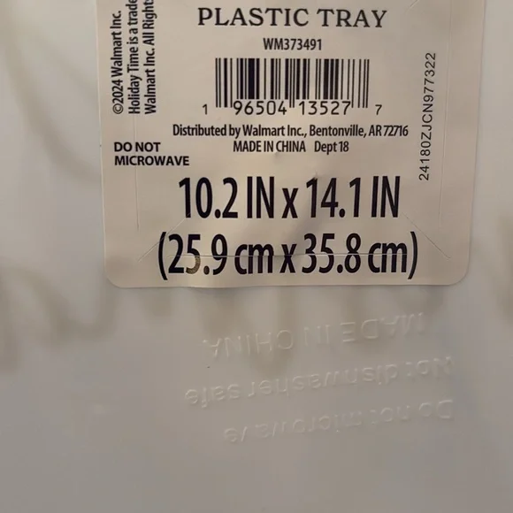 Merry Christmas 🎁 platter. Plastic - Picture 3 of 3